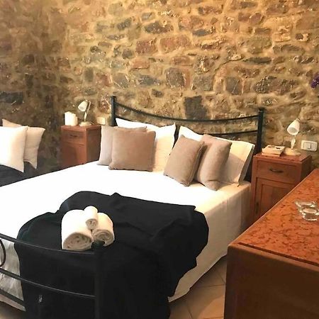 Villetta Indipendente Con Giardino Campiglia dʼOrcia Buitenkant foto